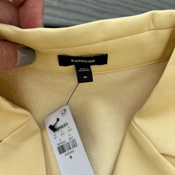 Express Yellow Faux Leather Matching Set - Picture 2 of 6